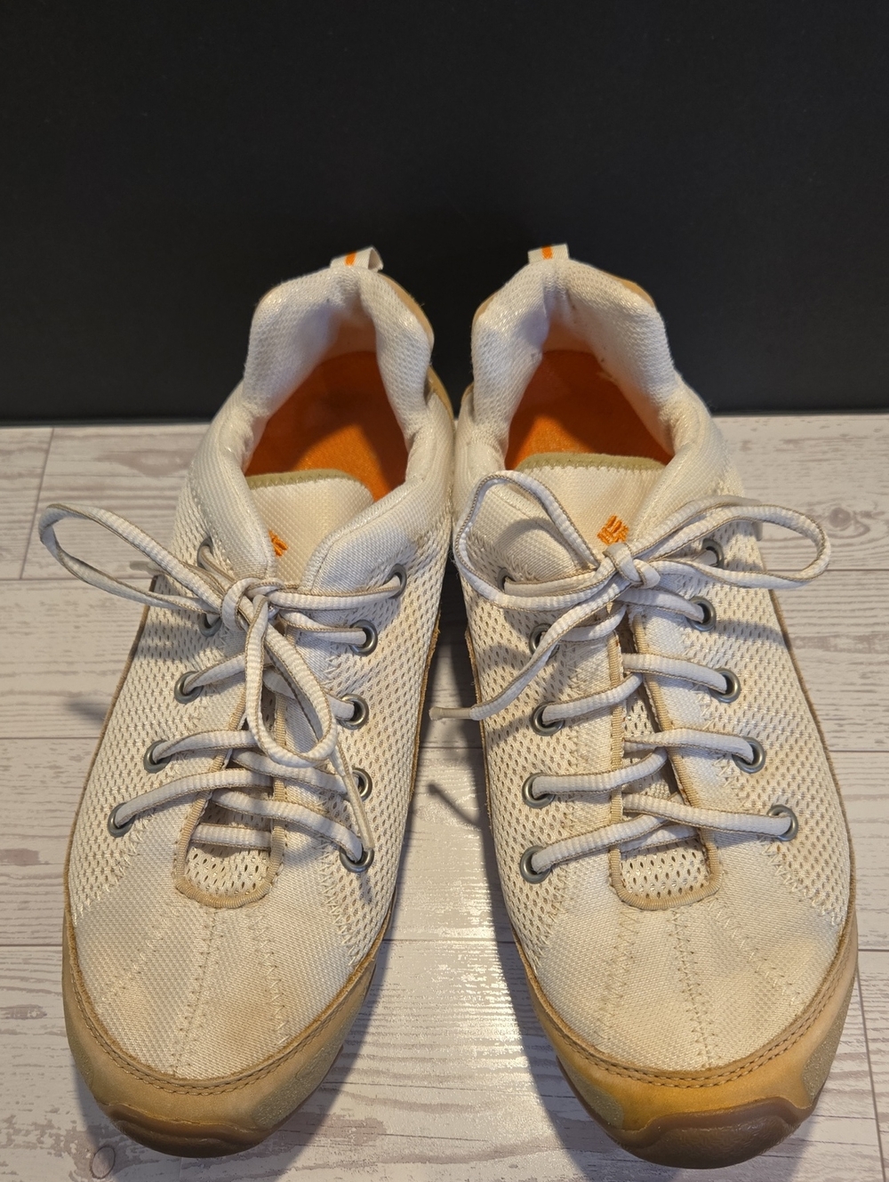 Columbia Woman's Breathable Mesh Lace-Up Sneakers in Cream and Orange
